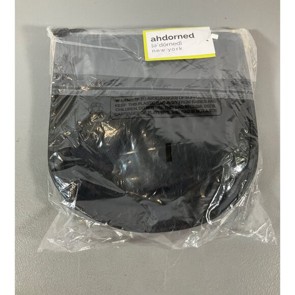 ahdorned Women's Black Messenger Bag with Adjustable Straps and Bonus Pouch, Dua - Picture 5 of 8